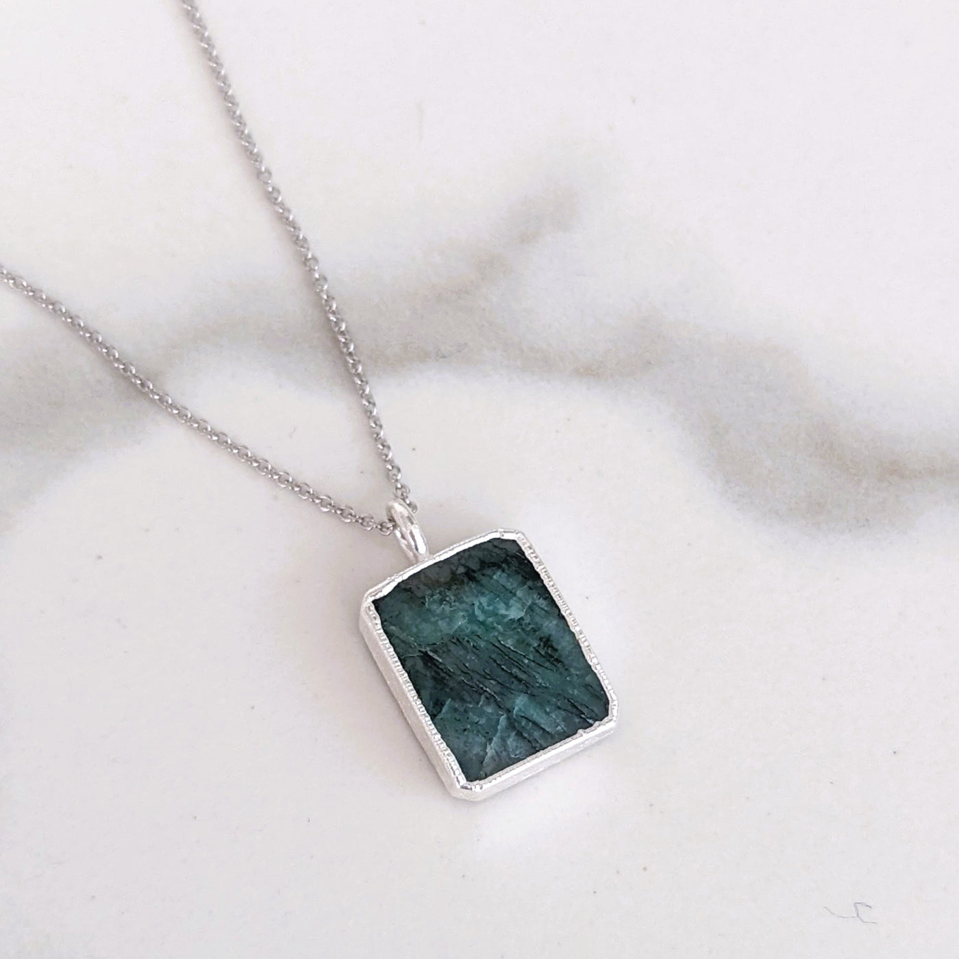 sterling silver emerald rectangular pendant necklace