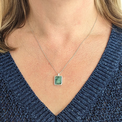 sterling silver emerald rectangular pendant necklace