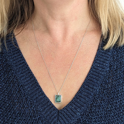 sterling silver emerald rectangular pendant necklace