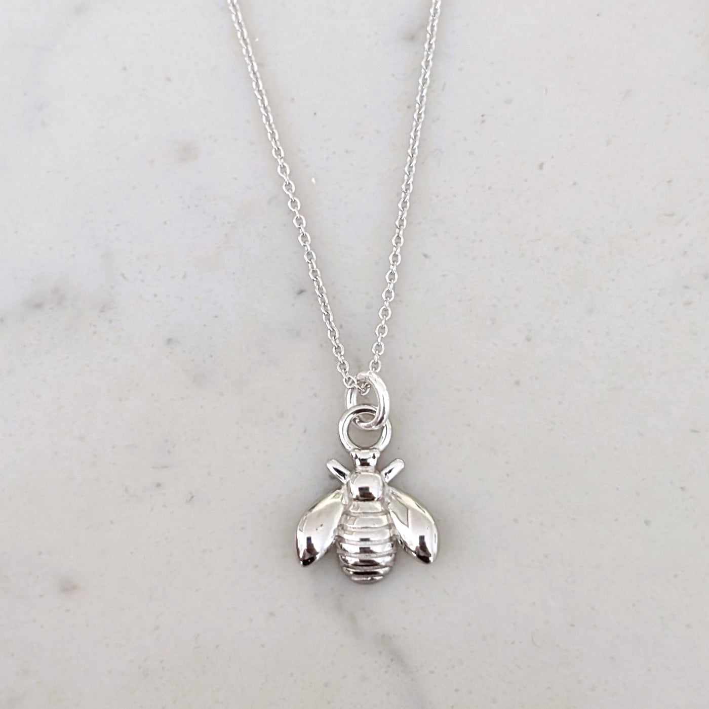 Sterling silver bee pendant necklace