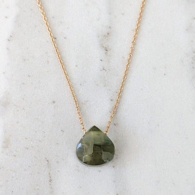 The Nuget gold peridot August birthstone necklace