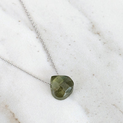 The Nuget silver peridot August birthstone necklace