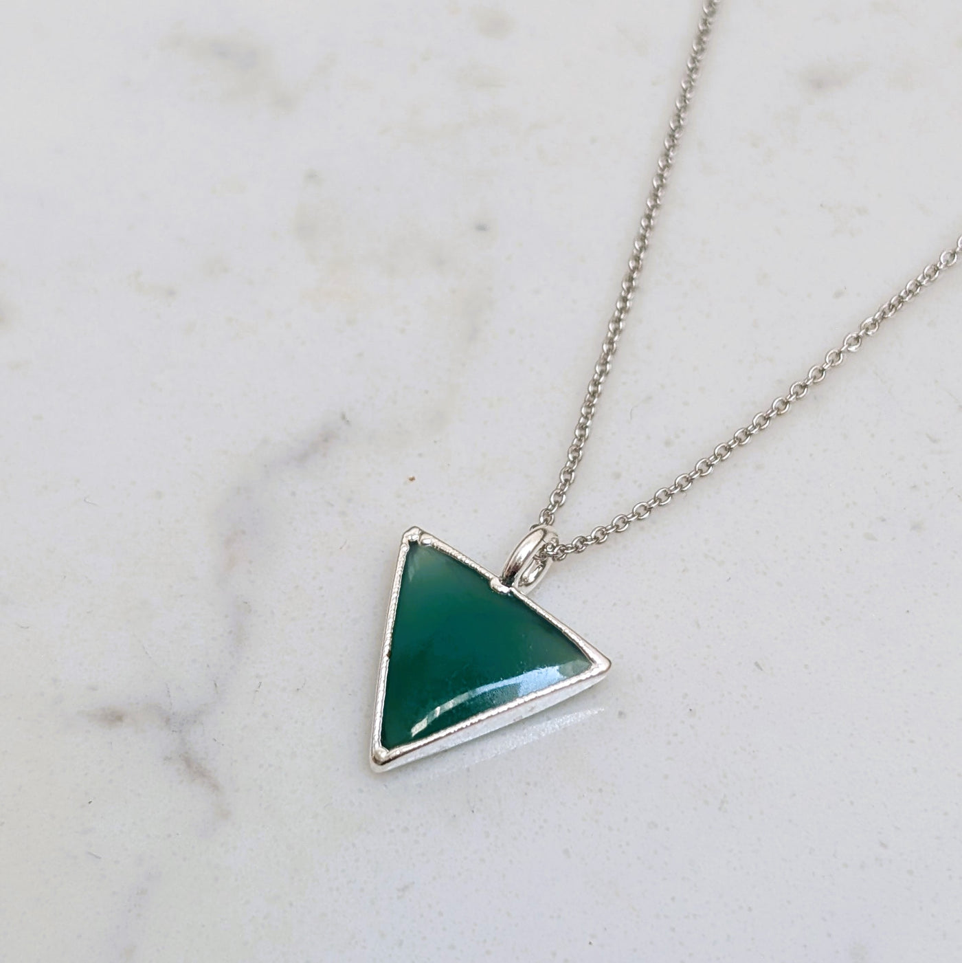 silver green onyx triangular pendant necklace