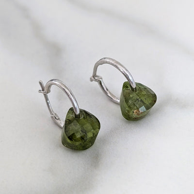 The Nuget silver peridot August birthstone earrings