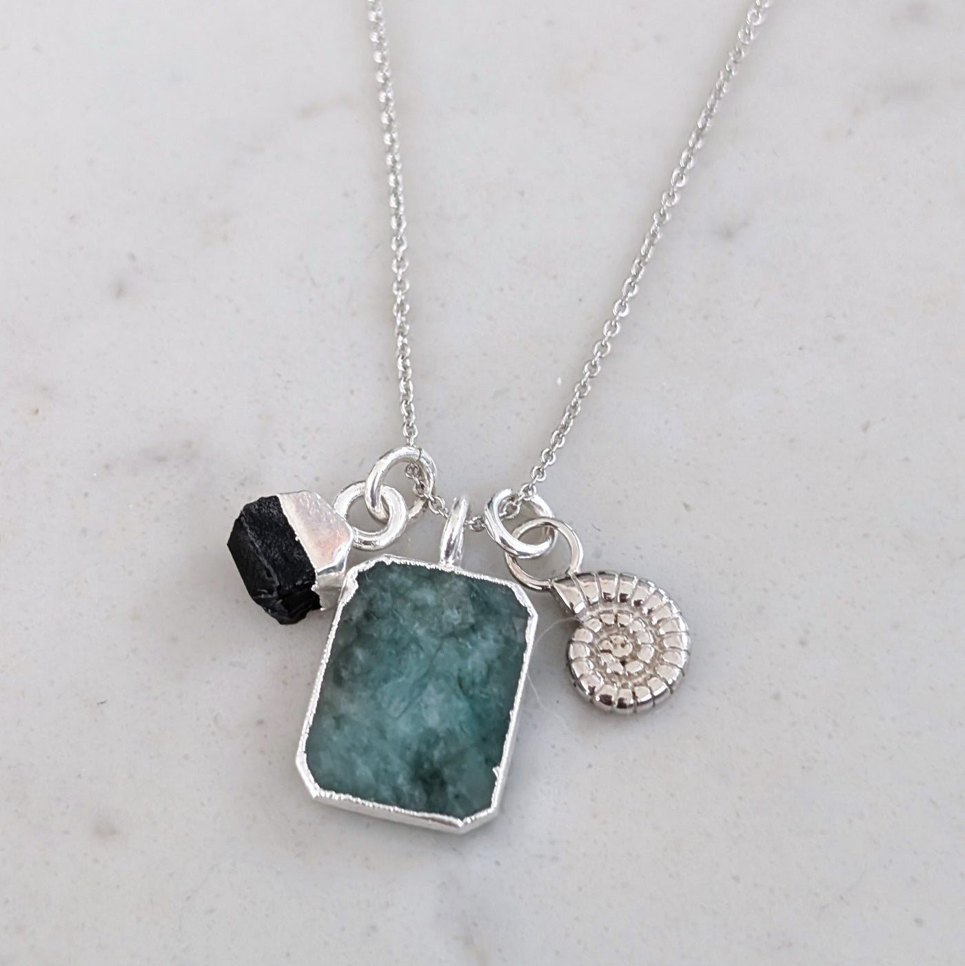 silver emerald and black onyx pendant necklace