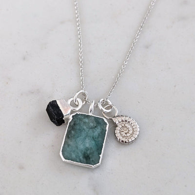 silver emerald and black onyx pendant necklace