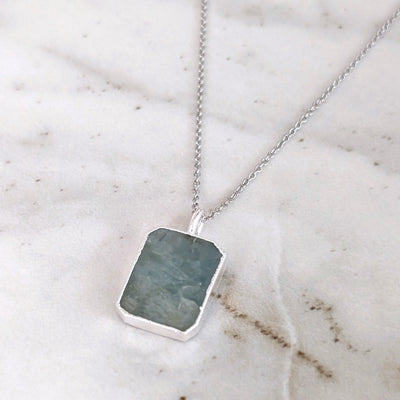 sterling silver aquamarine rectanglar pendant necklace