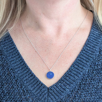 sterling silver lapis lazuli circular pendant necklace