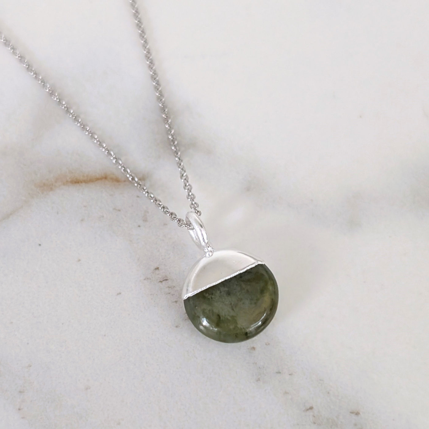 silver peridot August birthstone pendant necklace 