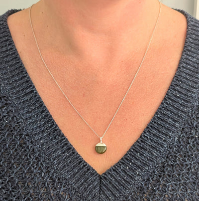 silver peridot August birthstone pendant necklace 