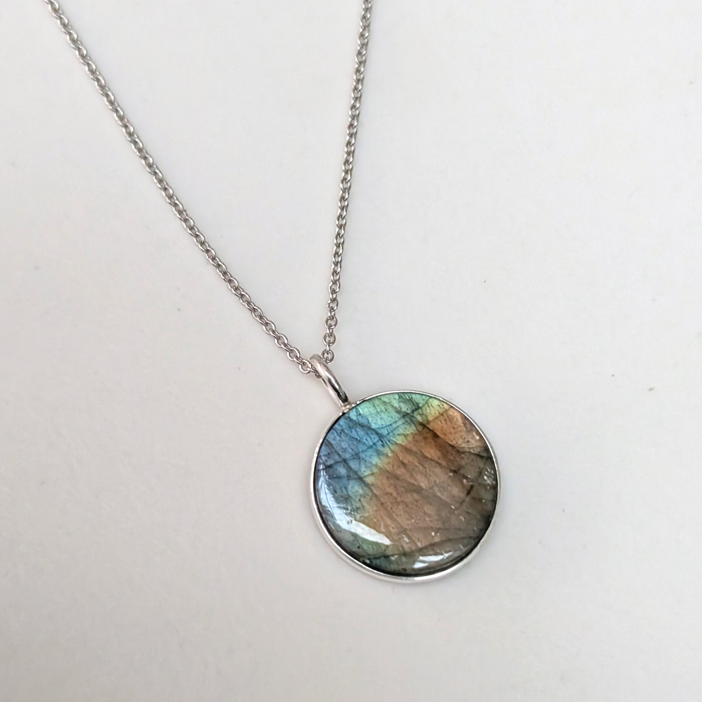 sterling silver labradorite circular pendant gemstone necklace 