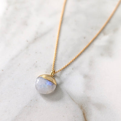 gold moonstone June birthstone pendant necklace
