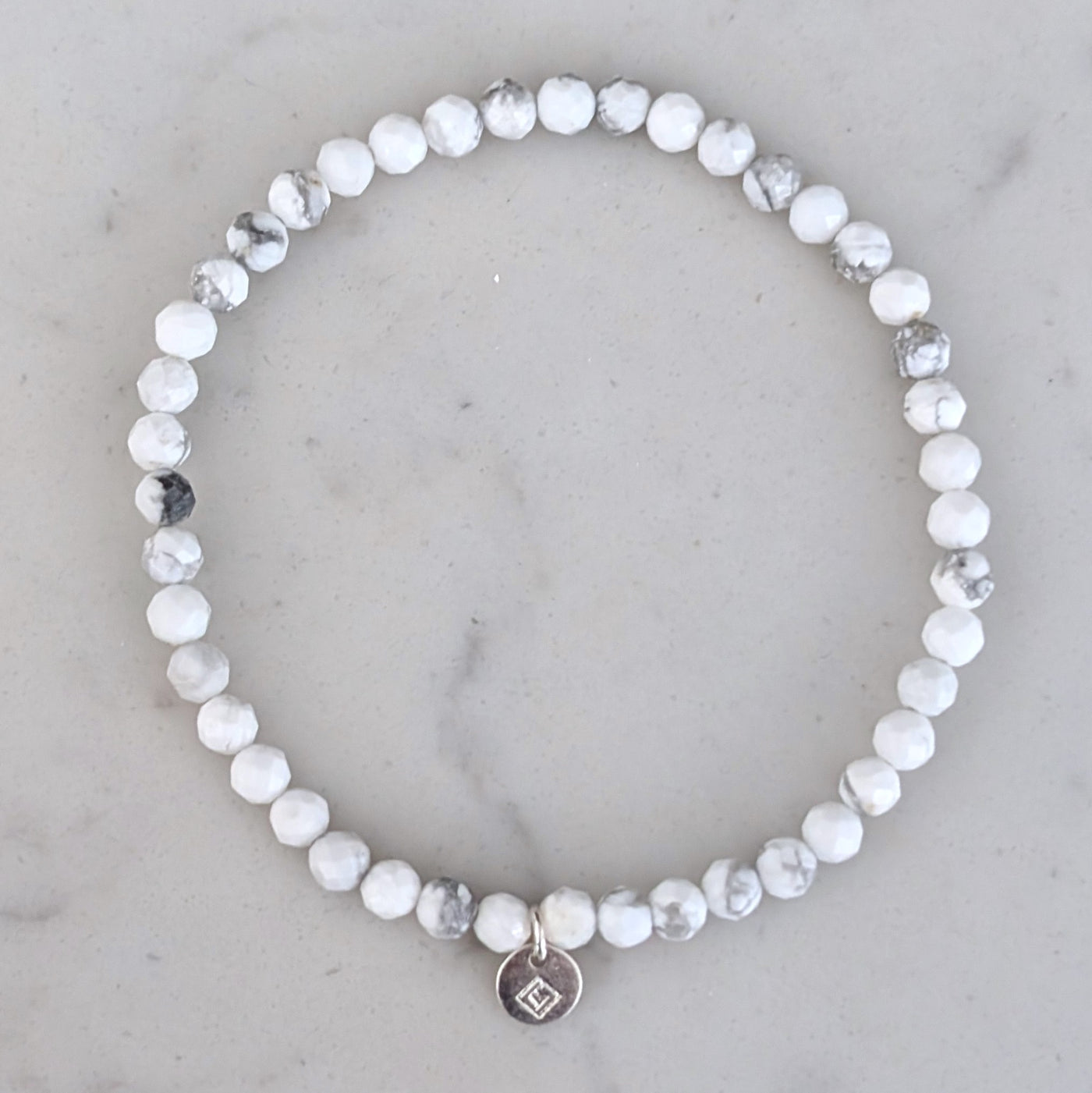 white howlite gemstone bracelet